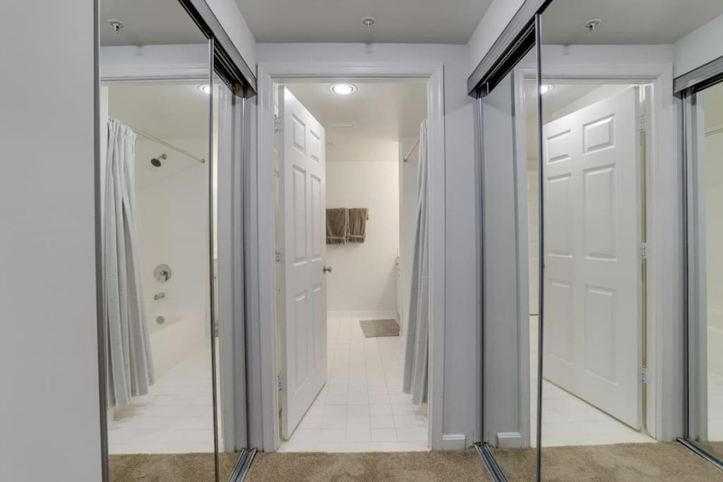 Sensational 1 Bedroom Condo At Ballston Place With Gym アーリントン エクステリア 写真